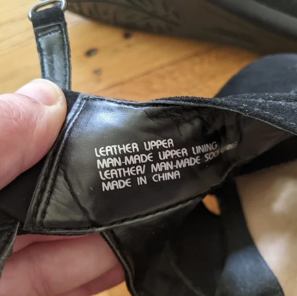 Earth Black Peep Toe Wedges - Picture 8 of 8